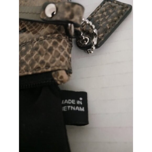 Coach Leather Snakeskin Design Wristlet Logo Bag Purse - Picture 5 of 12